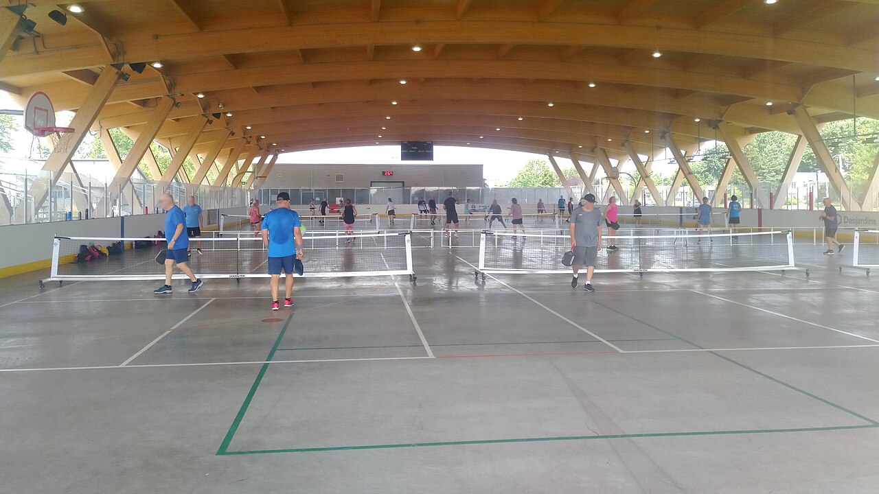 Pickleball courts at Parc du Pré-Vert
